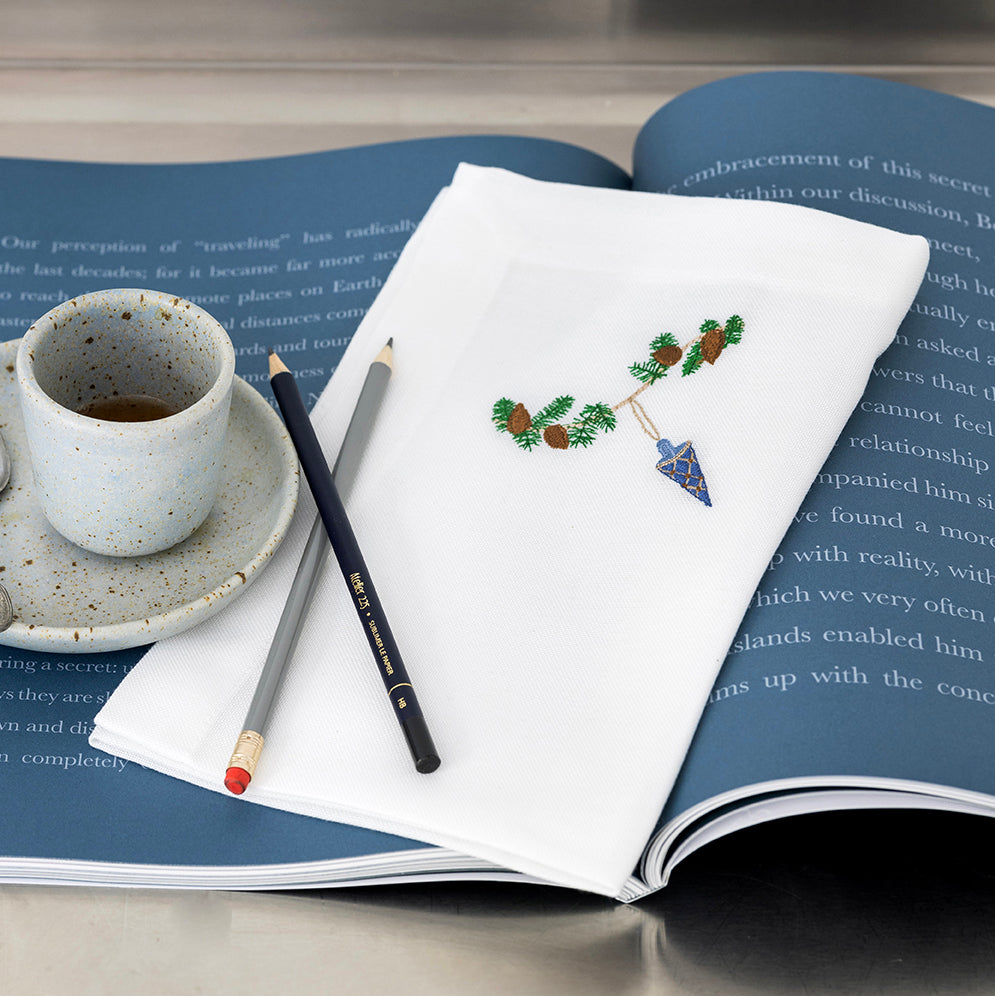 Julservett med blå julstrut