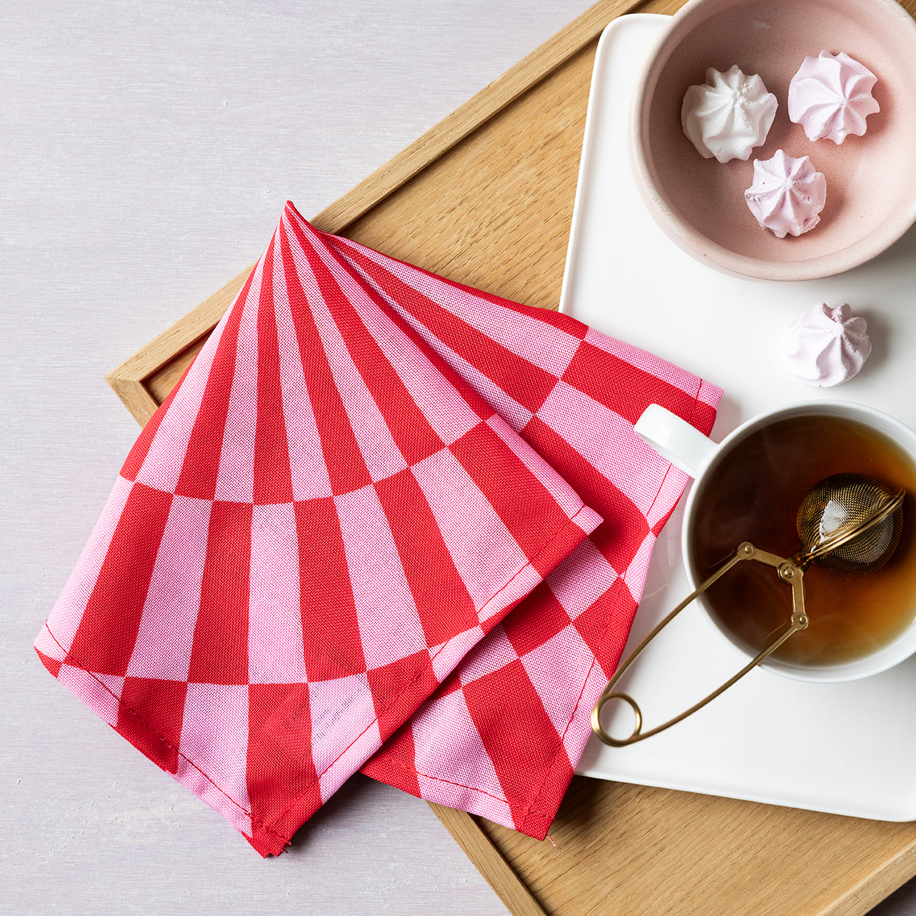 4 st. røde cirkusservetter