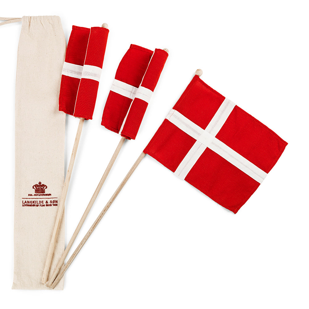 Heja flaggor i äkta flaggduk - styckvis eller 3-pack