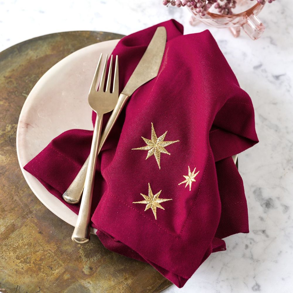Mörkröd Servett med guldstjärnor