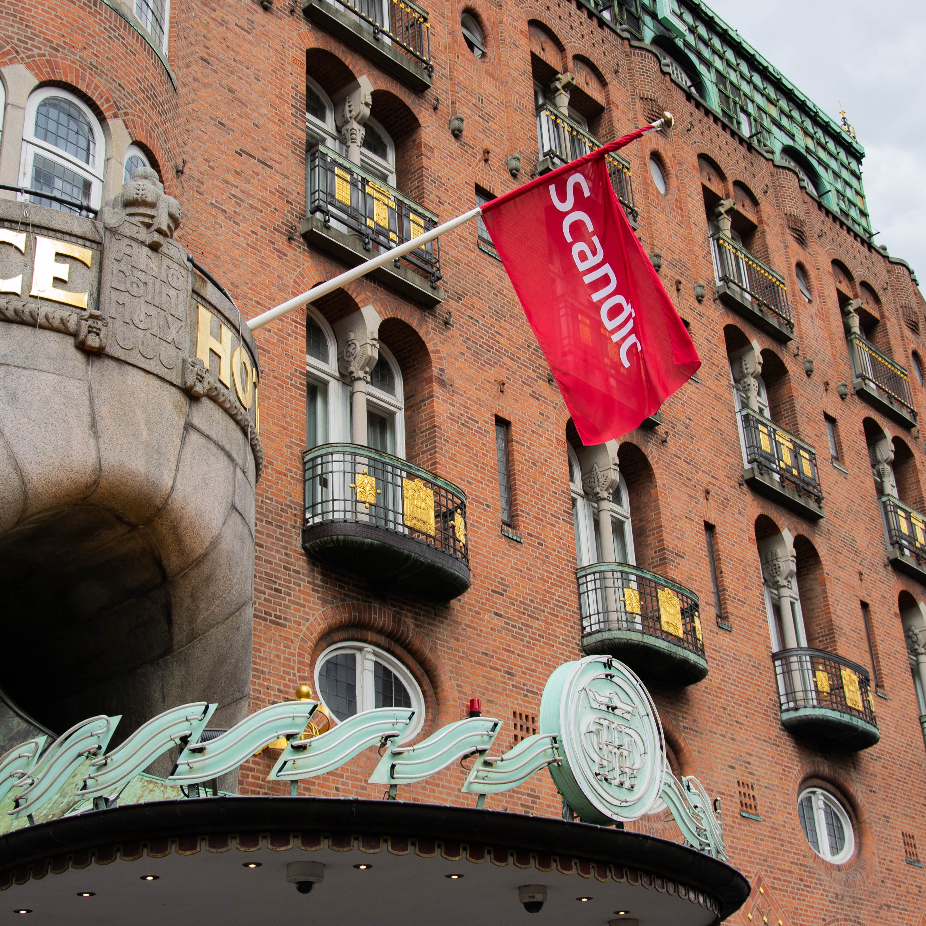 Flagga med logga – flaggformat