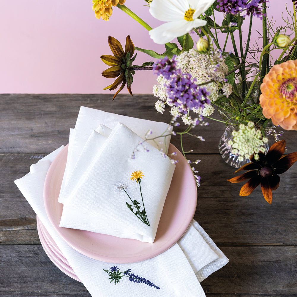 6 st. Flora tygservetter med olika motiv