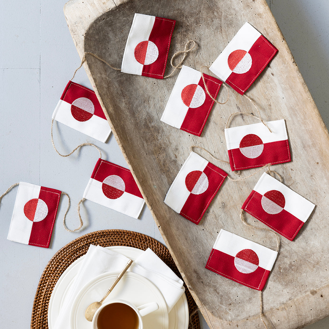 Stor flaggranka med grönländsk flagga